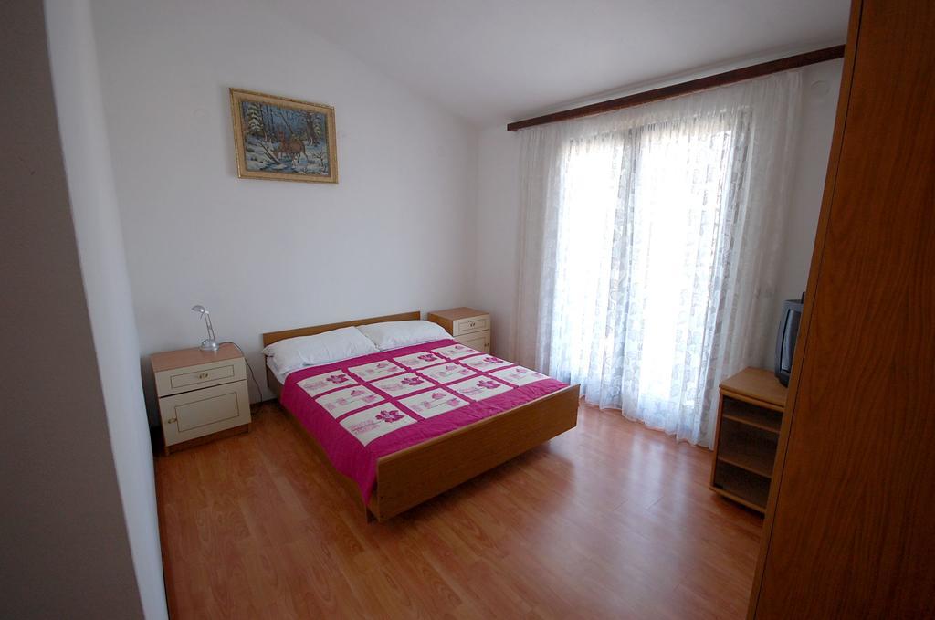 Apartments Dida By El-Pi Tours Njivice Oda fotoğraf