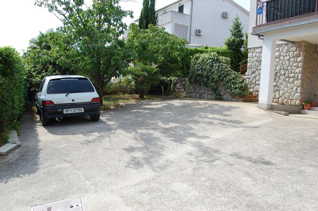 Apartments Dida By El-Pi Tours Njivice Dış mekan fotoğraf