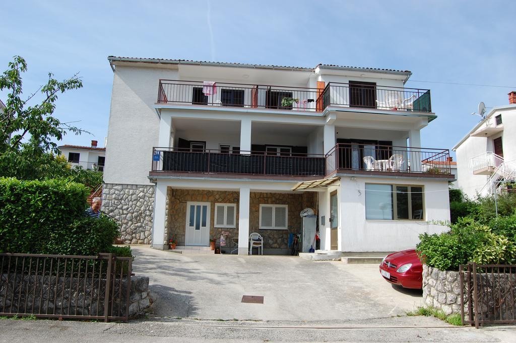 Apartments Dida By El-Pi Tours Njivice Dış mekan fotoğraf