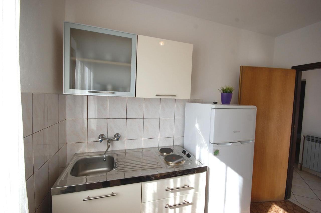 Apartments Dida By El-Pi Tours Njivice Dış mekan fotoğraf