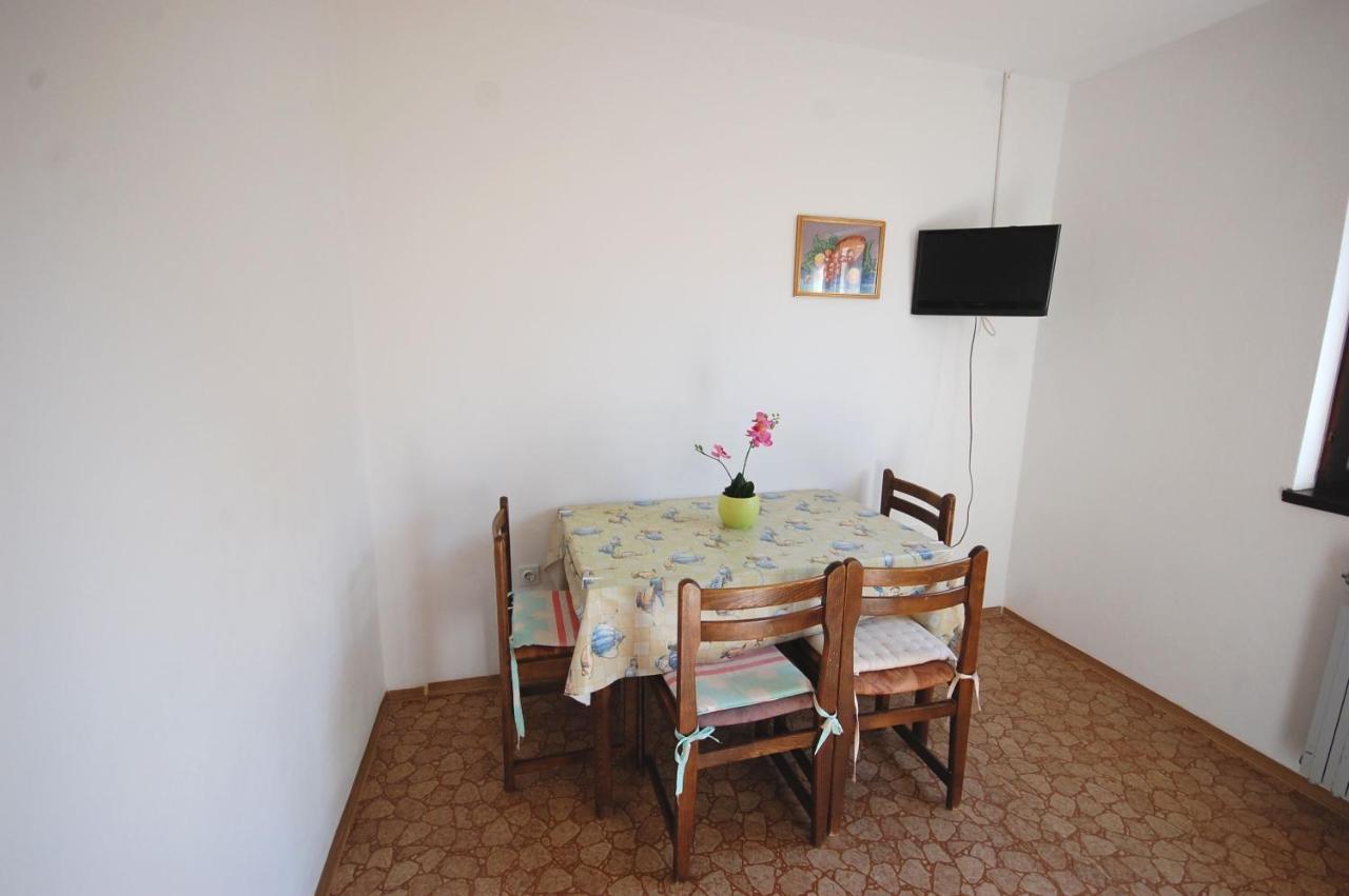 Apartments Dida By El-Pi Tours Njivice Dış mekan fotoğraf
