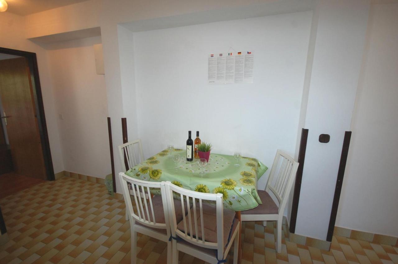 Apartments Dida By El-Pi Tours Njivice Dış mekan fotoğraf